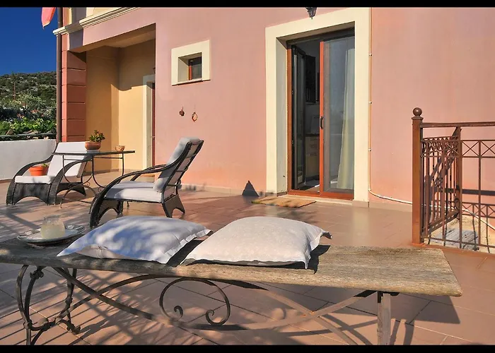 Athanasia\'S Apartments