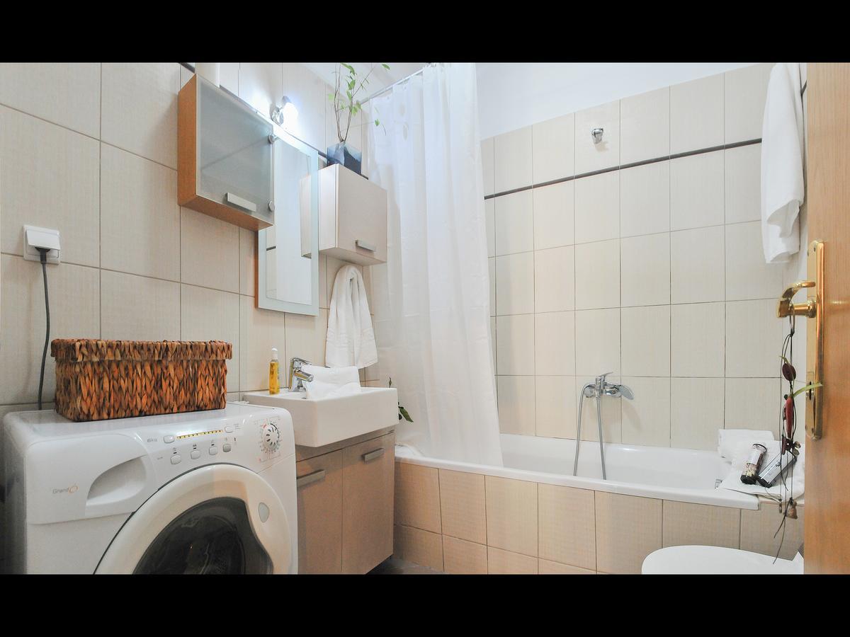 Athanasia's Apartment *